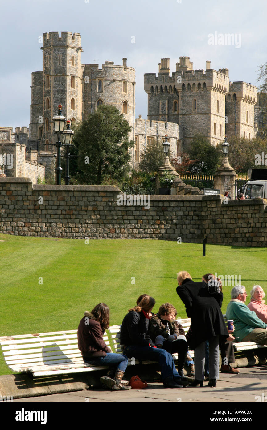 Windsor Castle Stadtzentrum Touristen Royal Borough of Windsor und Maidenhead, Berkshire, England, UK, GB Stockfoto