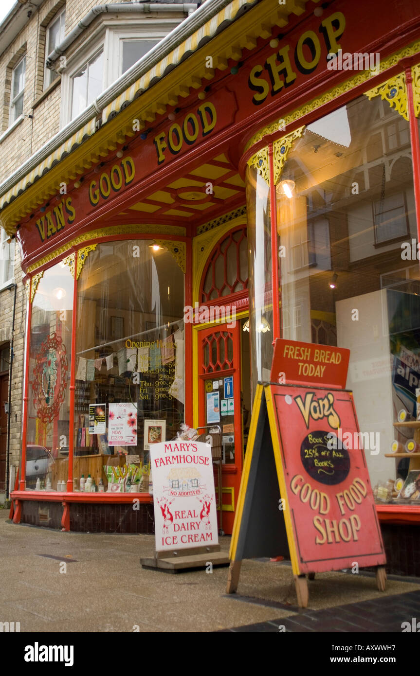 Außenseite des Van s gute Bio- und Vollwertkost Essen Shop Shop Llandrindod wells Powys, Wales UK Stockfoto