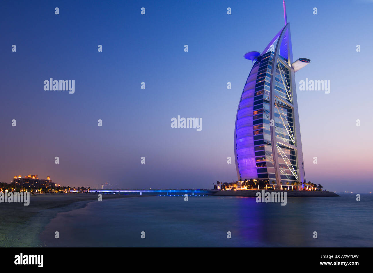 Sonnenuntergang, Hotel Burj Al Arab, Dubai, Vereinigte Arabische Emirate, Naher Osten Stockfoto