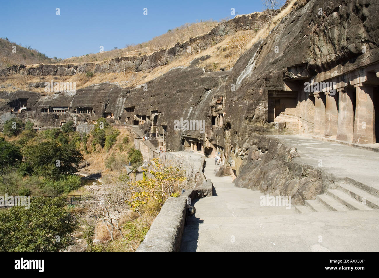 Ajanta Höhlenkomplex, geschnitzten buddhistischen Tempeln in Fels aus dem 5. Jahrhundert v. Chr., Ajanta, Maharashtra, Indien Stockfoto