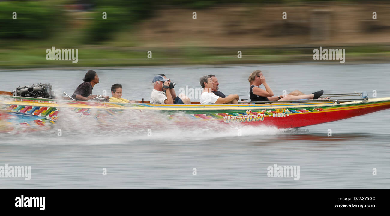 Thai Longtail-Boot auf dem River Kwai Kanchanaburi Thailand Stockfoto