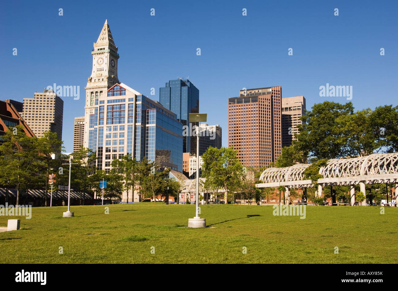 Das Bankenviertel von Christopher Columbus Park, Boston, Massachusetts, USA Stockfoto