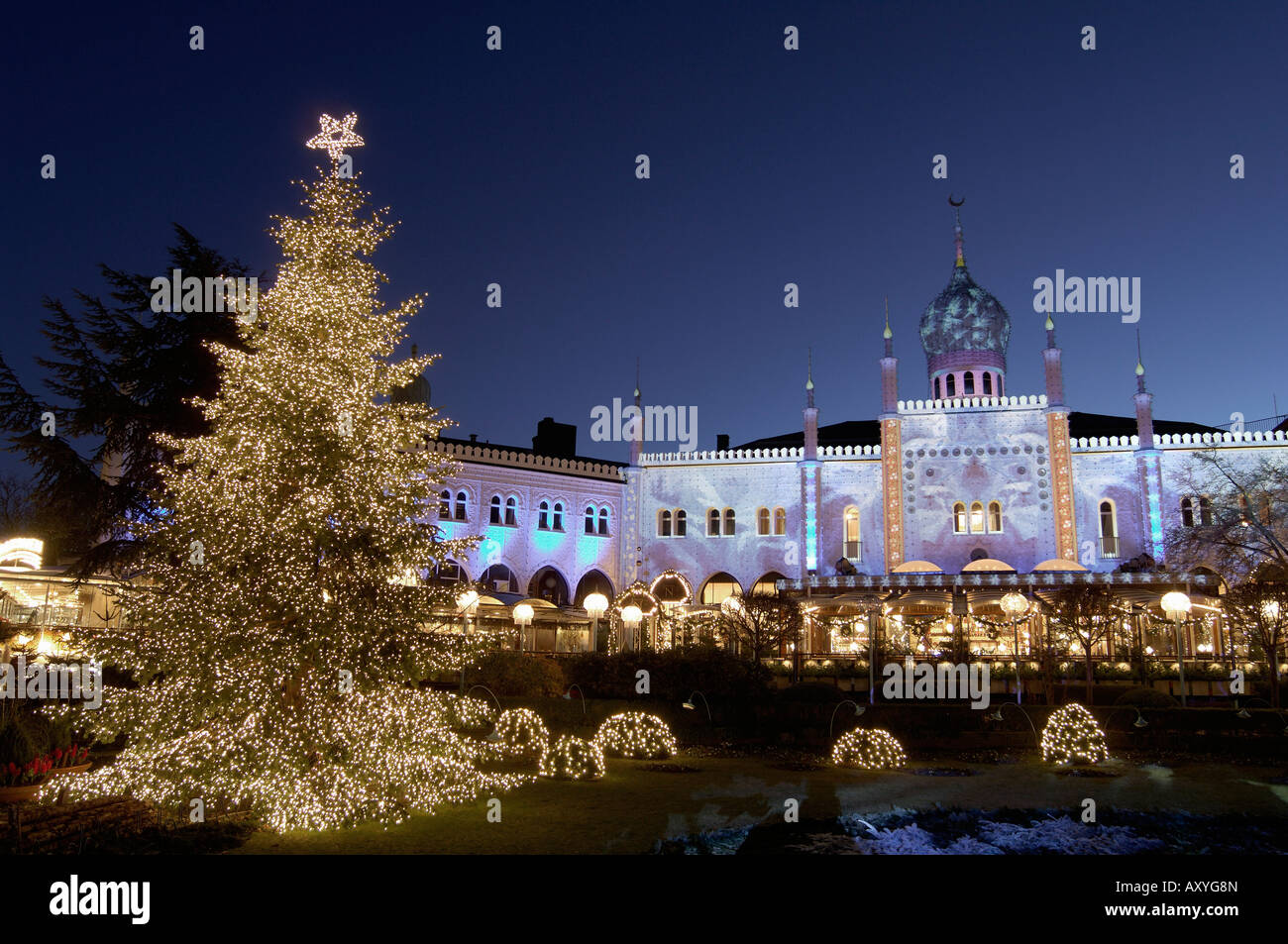 Tivoli-Gärten an Weihnachten, Kopenhagen, Dänemark, Skandinavien, Europa Stockfoto