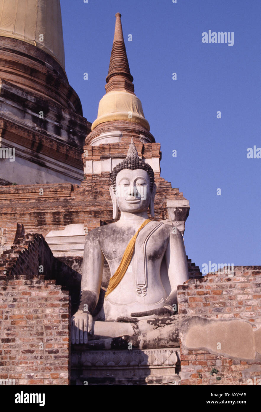 Ayutthaya, Tempel Chedi Chaya, Buddha Stockfoto