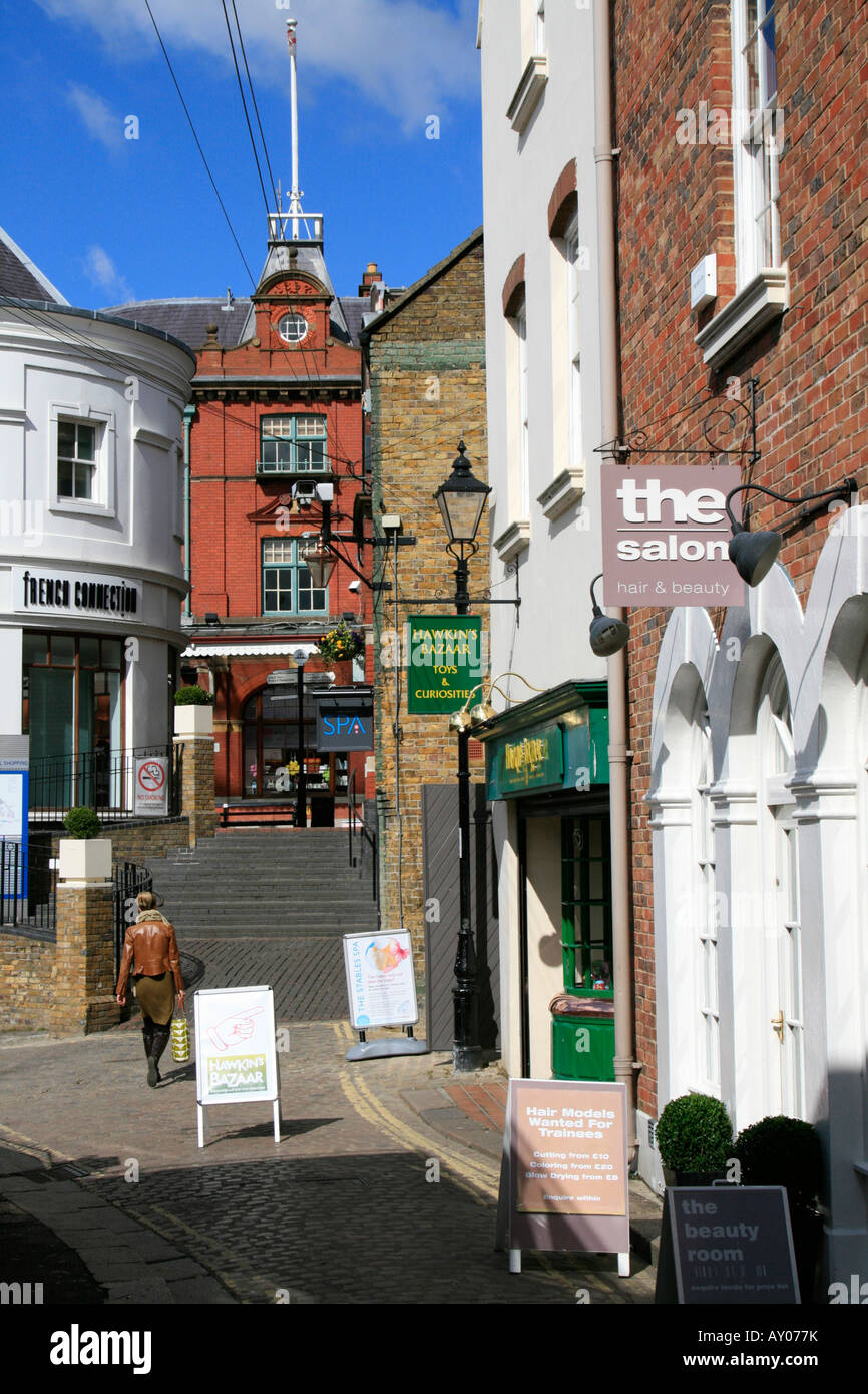 Windsor Stadtzentrum Geschäfte Royal Borough of Windsor und Maidenhead, Berkshire, England, UK, GB Stockfoto