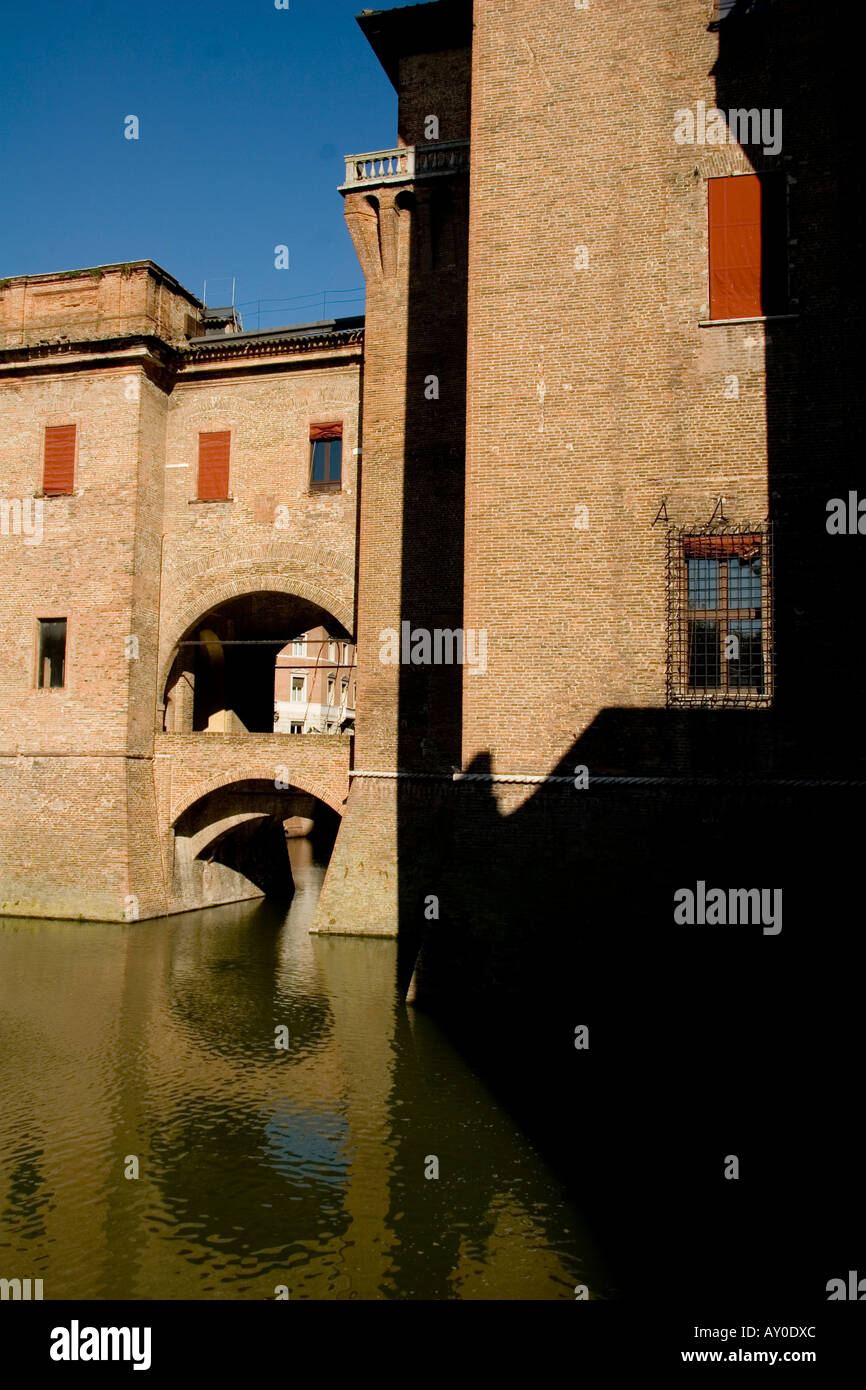 Burg, Ferrara, Estensi, groß, beleuchtet, Teich, Fenster, Bögen