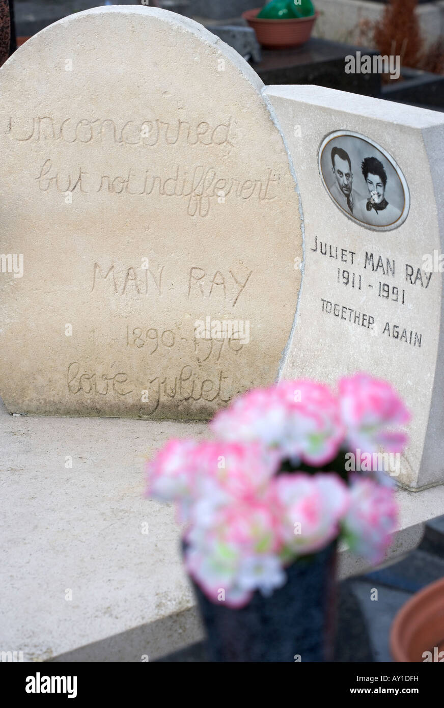 Man Ray Grab Friedhof Montparnasse Paris Stockfoto