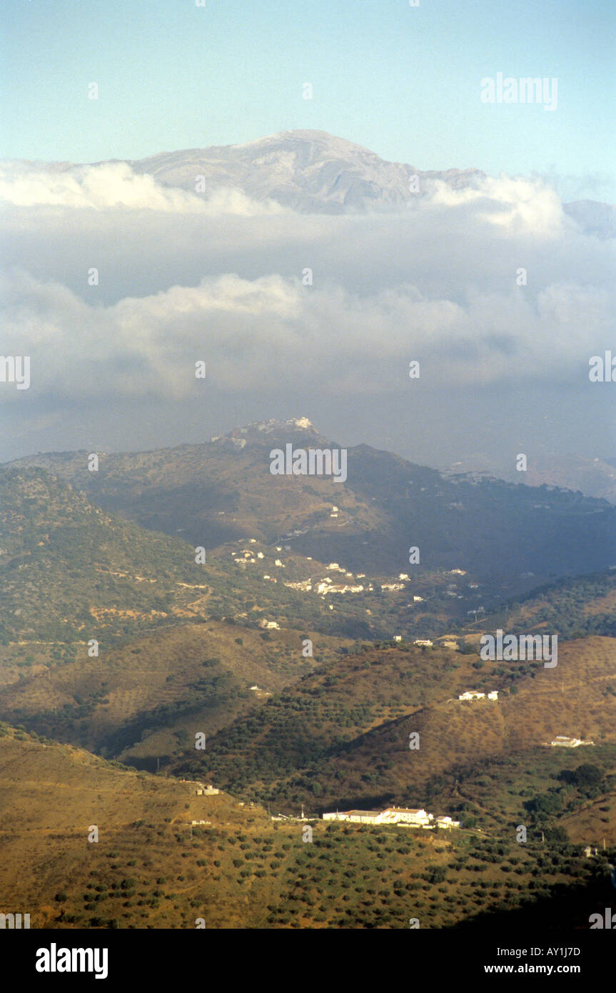 Landschaft in den Montes de Málaga Blick nach Osten in Richtung der Axarquia Stockfoto