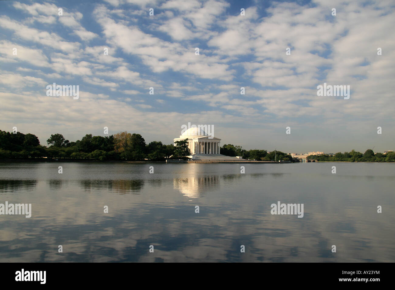 Thomas Jefferson Memorial, Washington DC über das Tidal Basin aus betrachtet. Stockfoto