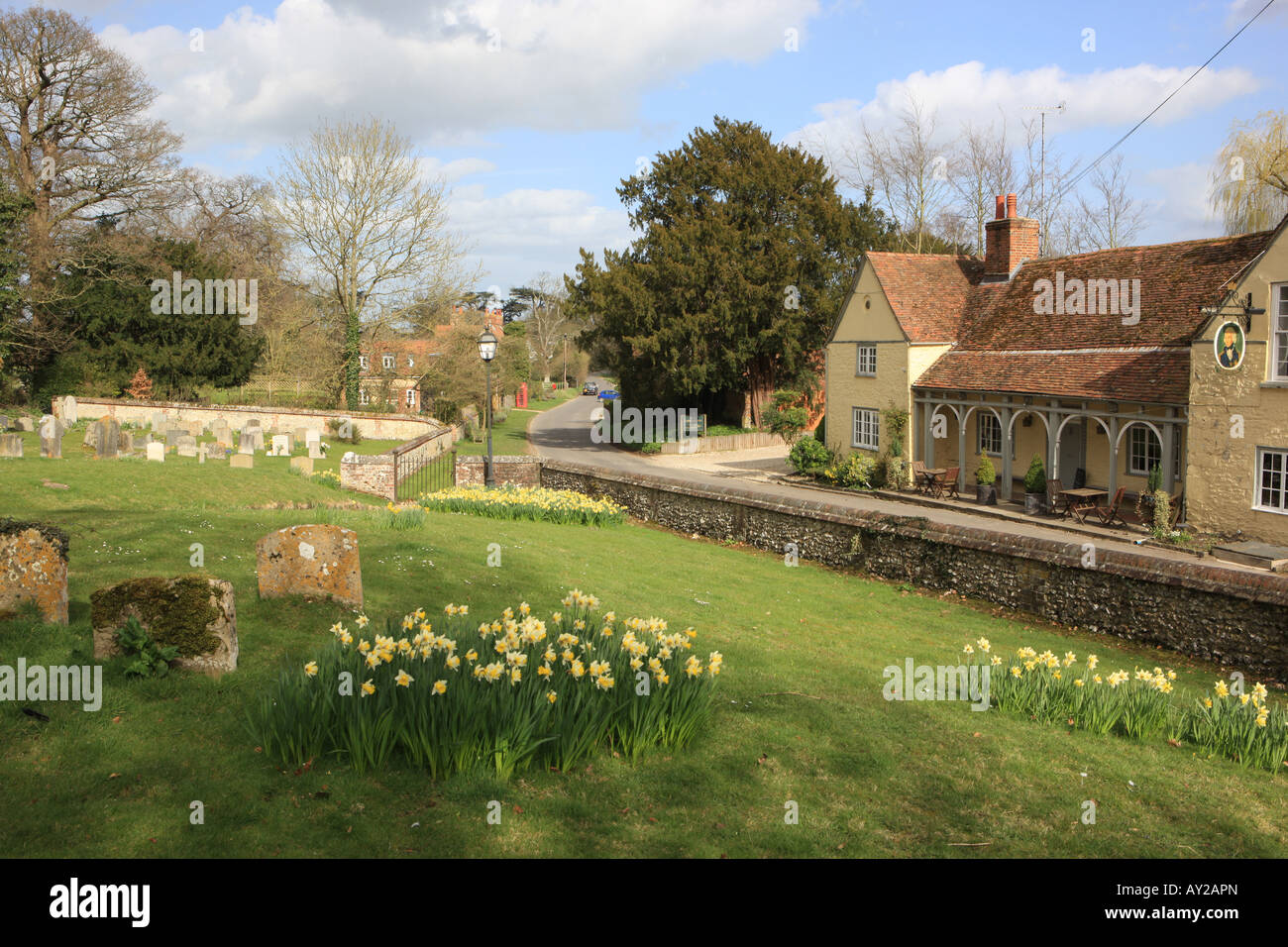 Der Kirchhof im Dorf Britwell Baldwin Stockfoto