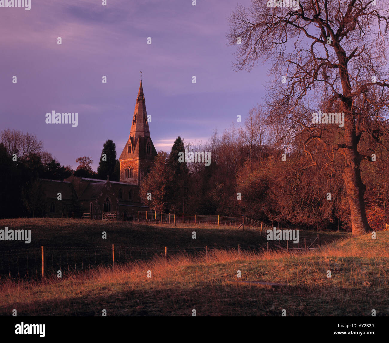 Dalby Kirchlein an der ersten Ampel Leicestershire Stockfoto