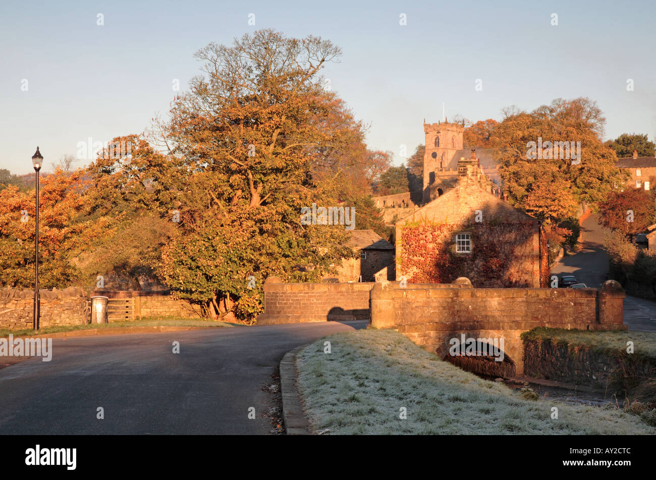 Downham, Lancashire, unberührte Dorf in Ribble Valley, Lancashire, Außergewähnliche Naturgebiet, UK, Europa Stockfoto