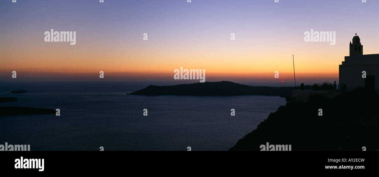 Sonnenuntergang über der griechischen Insel Santorini Griechenland Europa Stockfoto