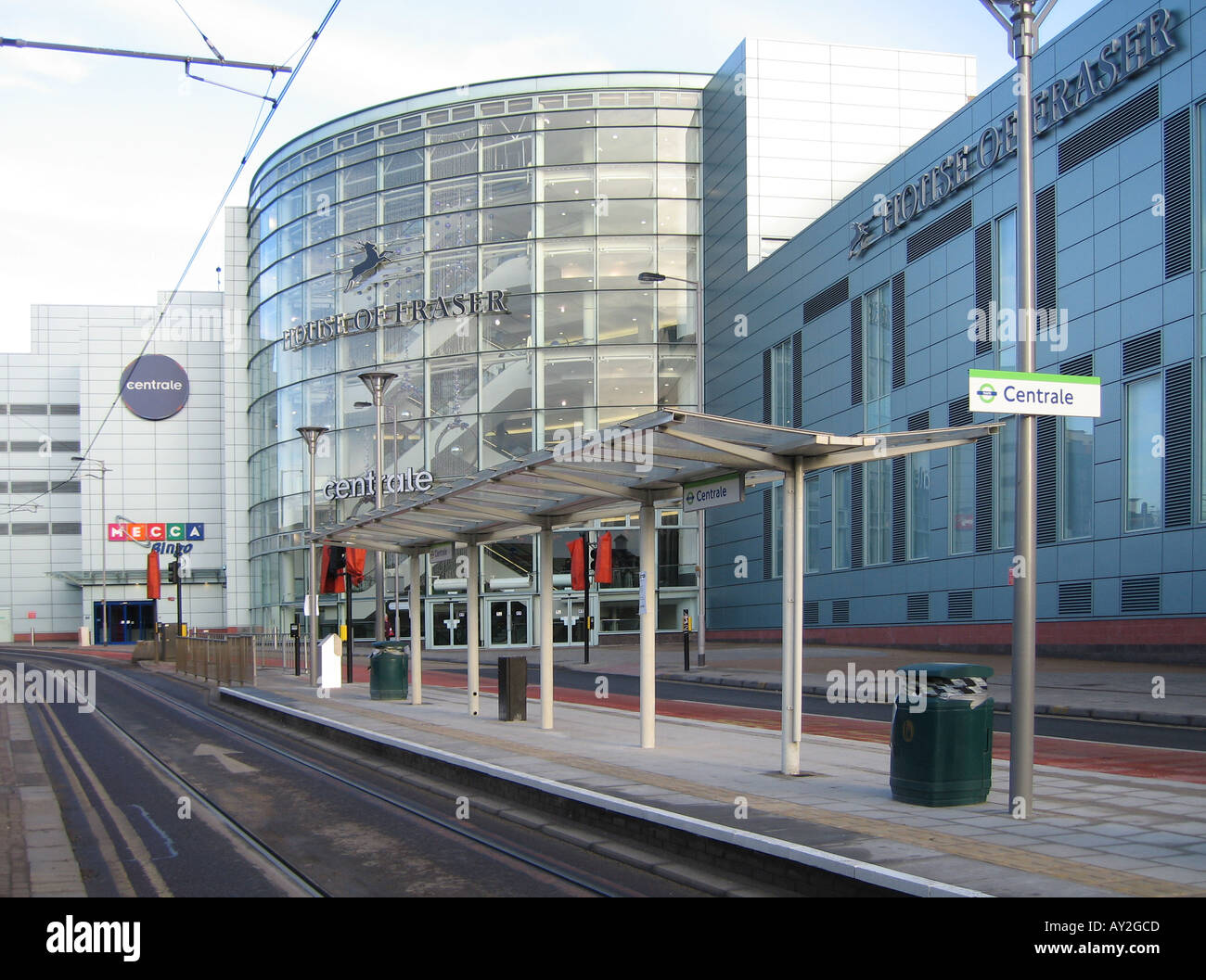 Tramlink-Haltestelle Centrale Croydon Surrey Stockfoto