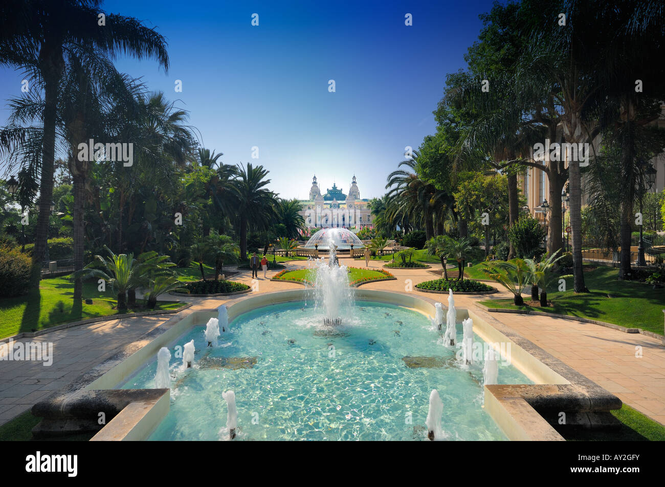 Brunnen im Garten von Monaco casino Stockfoto