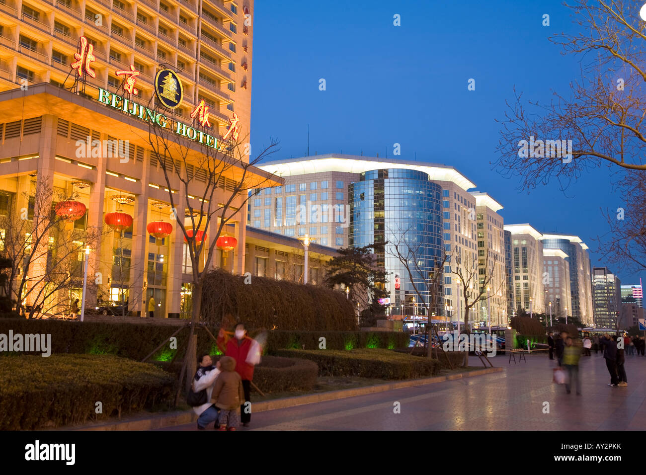 Peking Hotel bei Nacht Stockfoto