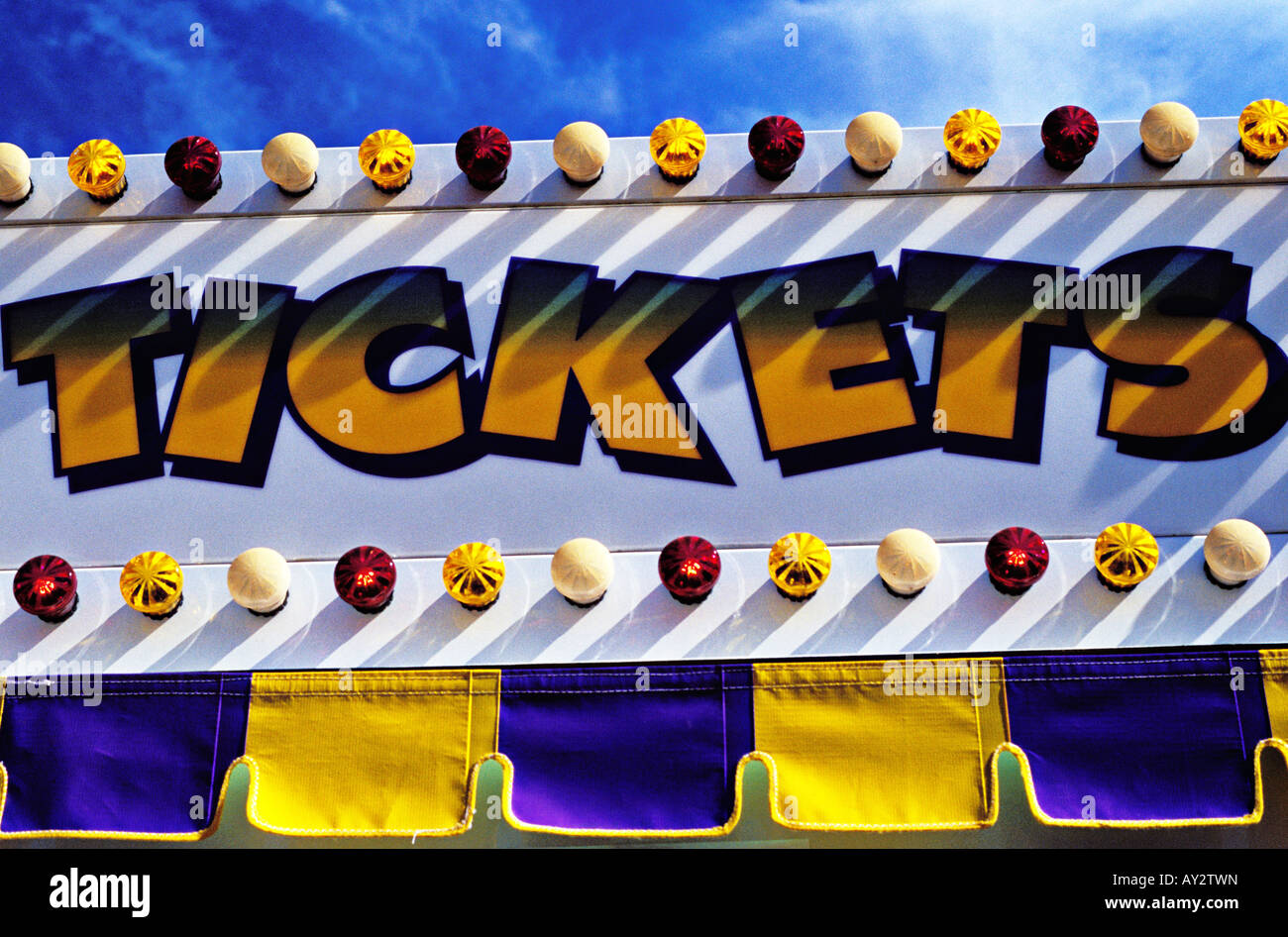 Ticket-stand Schild am Karneval Stockfoto