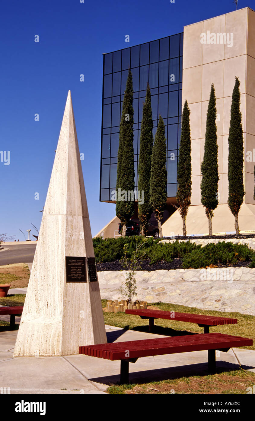 Denkmal für Challenger und Columbia Space-Shuttle-Astronauten, an der International Space Hall Of Fame in Alamogordo, New Mexico. Stockfoto
