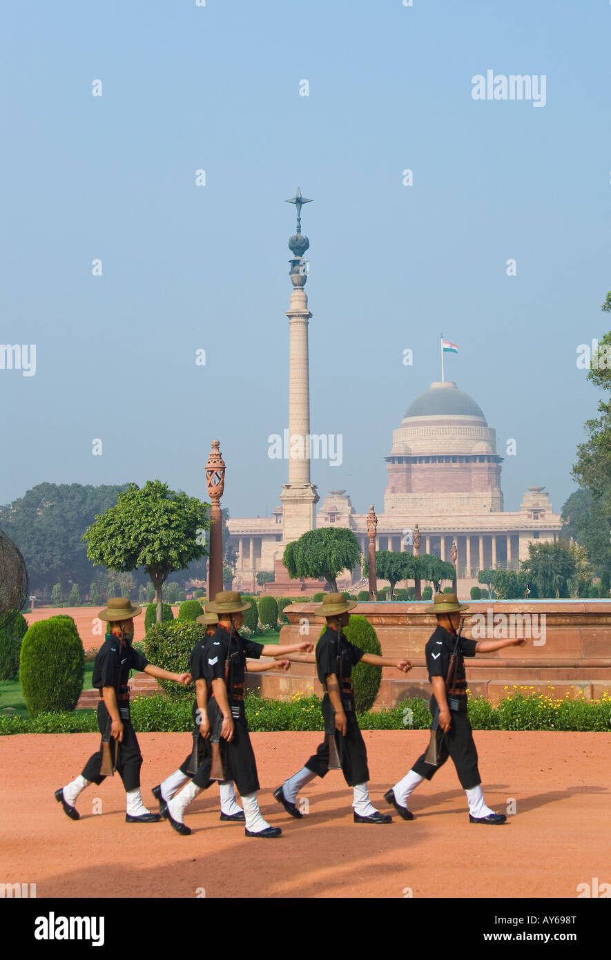 Wachen auf den Präsidentenpalast in Delhi in Indien Stockfoto