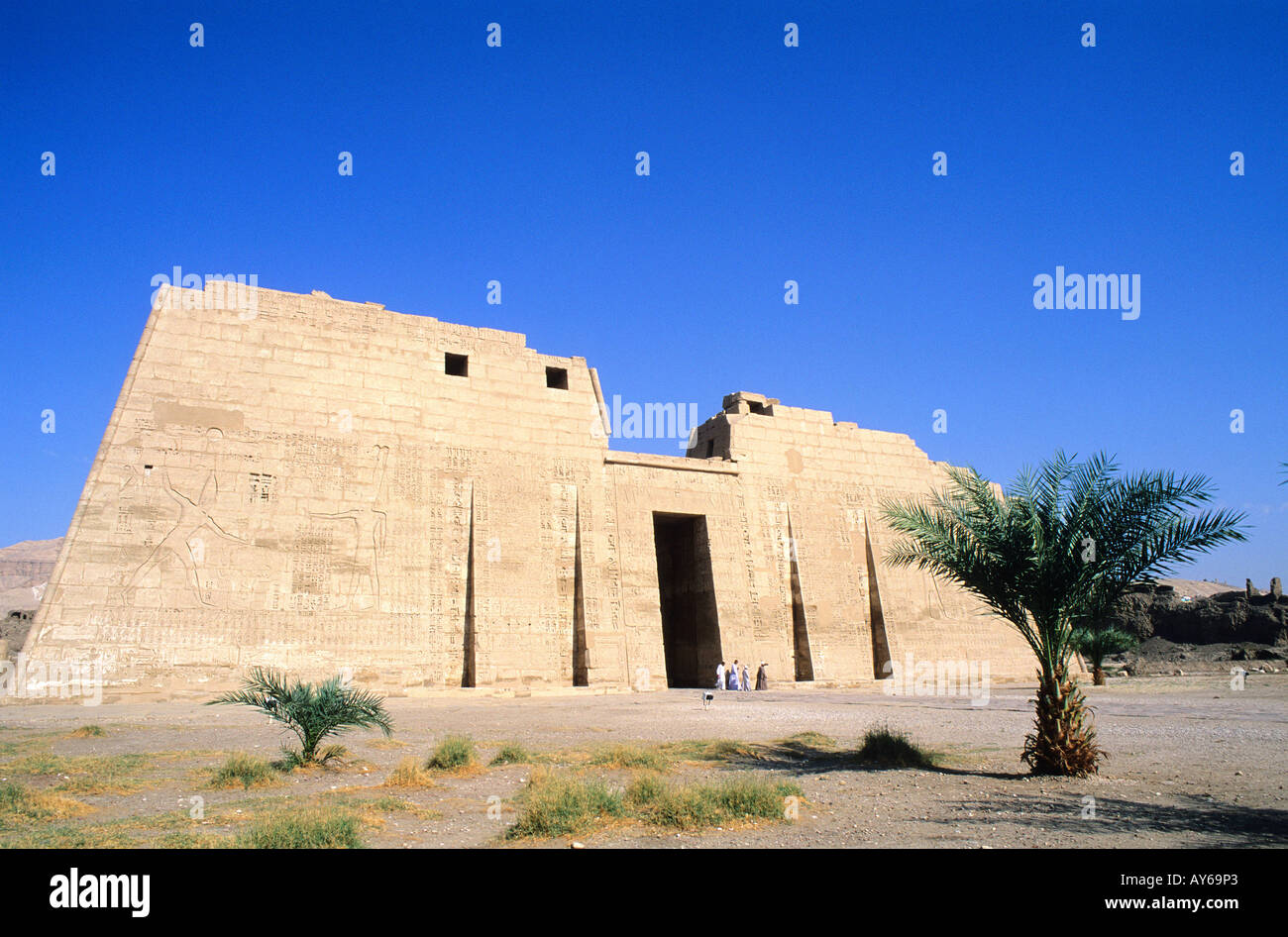 Viermonatiges Vallée du Nil Nécropole Thébaine Médinet Habou Tempel Ramses III Stockfoto