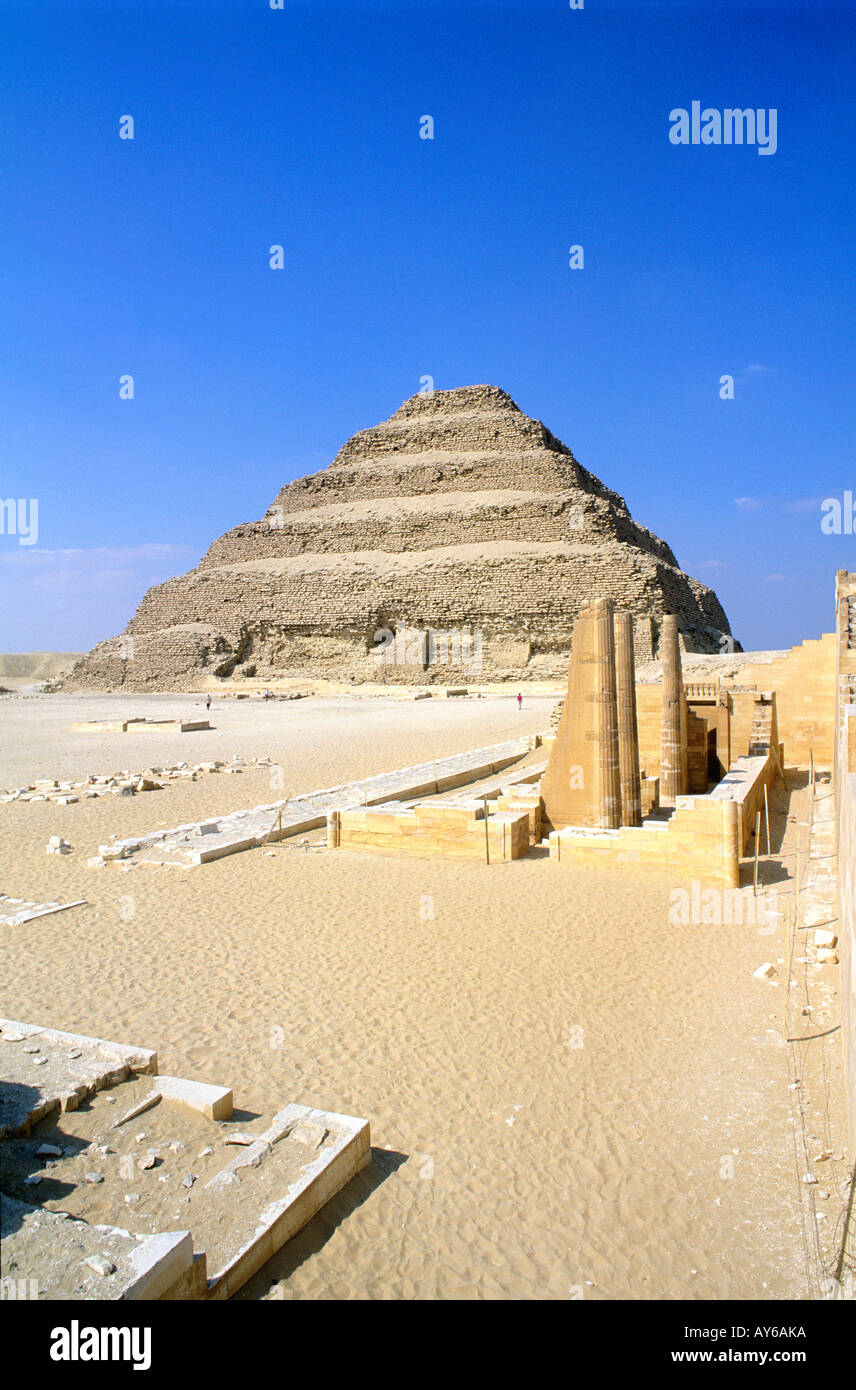 Viermonatiges Le Caire Sud Pyramides de Saqqarah Tombeau de Djéser Stockfoto