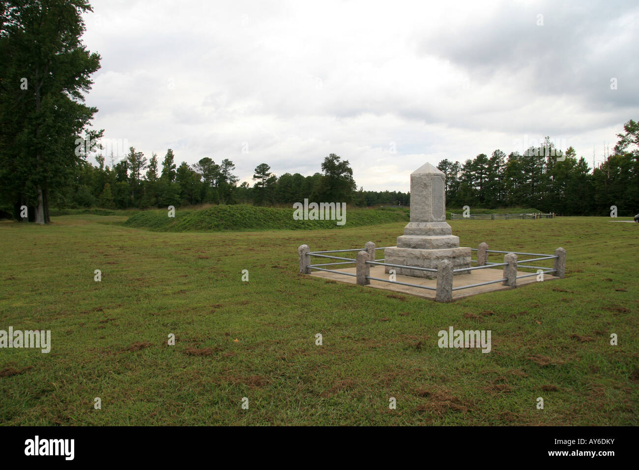 Die Hagood Brigade Denkmal am Fort Wadsworth auf der Union Seige Linie südlich von Petersburg Virginia. Stockfoto