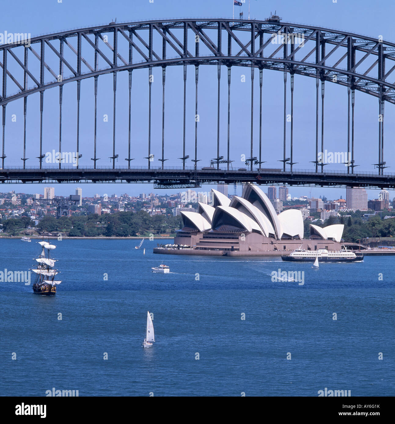 Sydney Harbour Bridge und Opera House, Sydney Harbour, Sydney, New South Wales, Australien Stockfoto