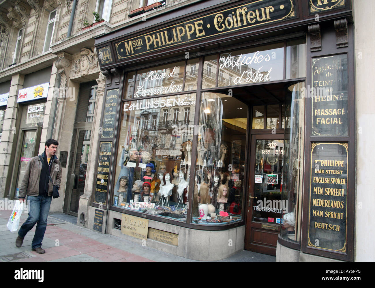 Altmodische Friseure & Perückenmachern in Brüssel Stockfoto