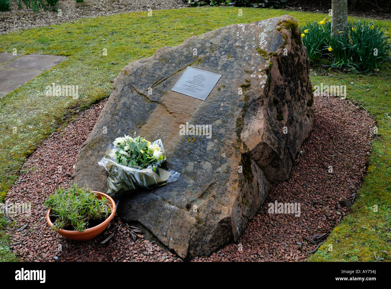 Denkmal Fur Die Flugzeugkatastrophe Von Lockerbie 1988 Sherwood