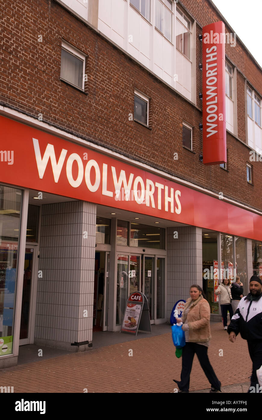 Woolworths, High Street, Hounslow, Middlesex, Großbritannien. Stockfoto