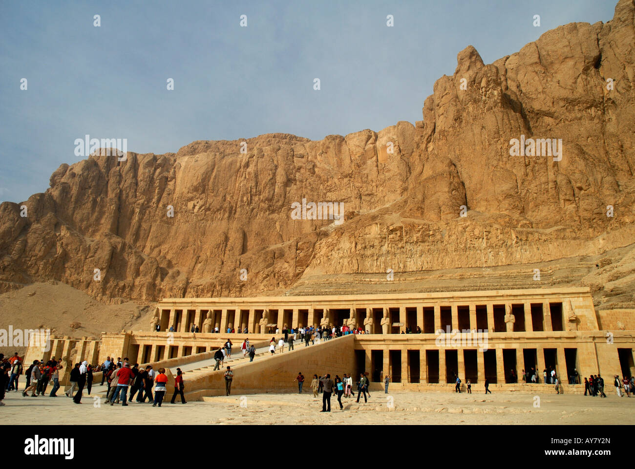 Die Leichenhalle Tempel der Königin Hatschepsut in Ägypten Stockfoto