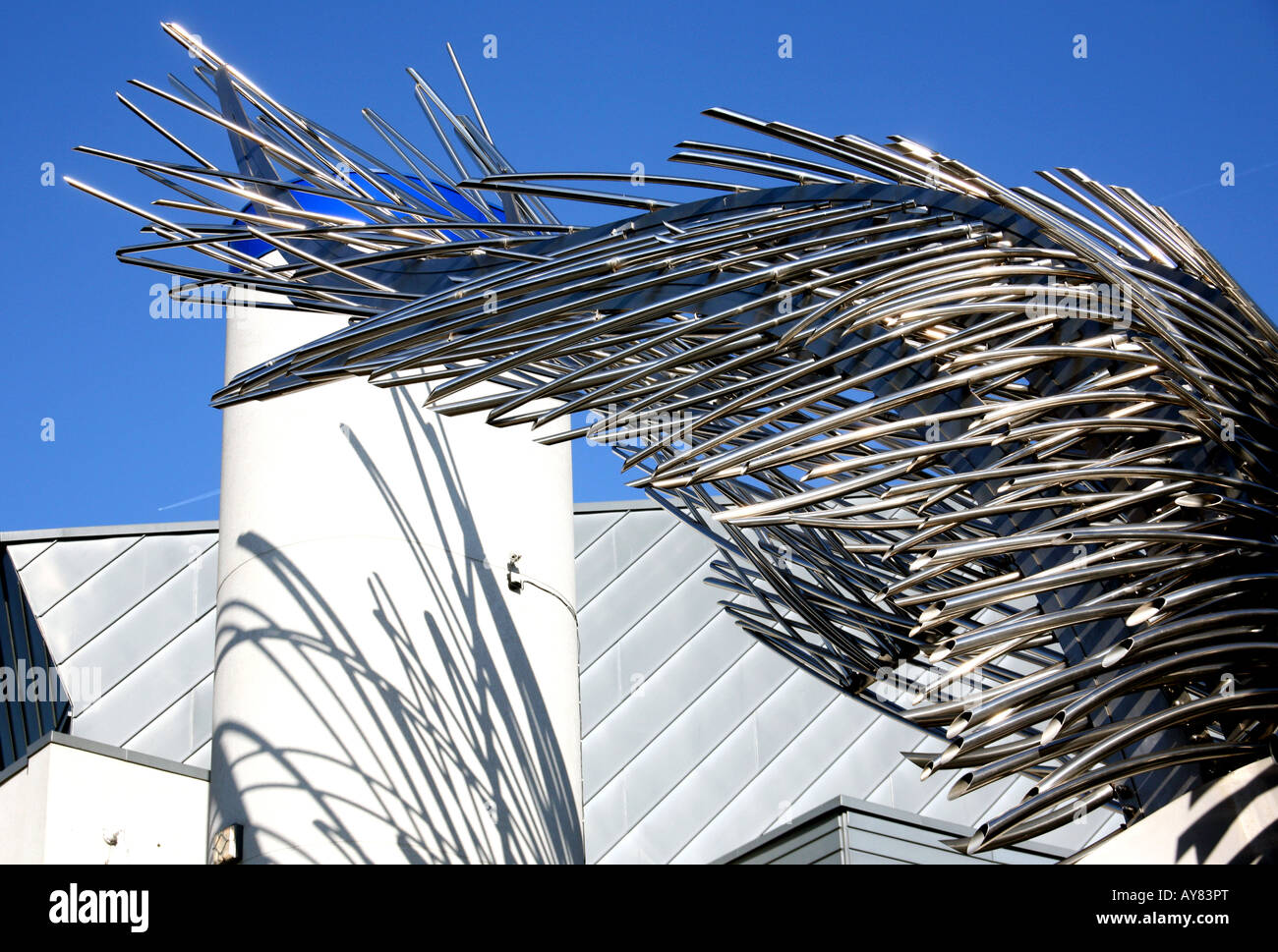 Detail der Skulptur im N1-Einkaufszentrum in Islington-London Stockfoto