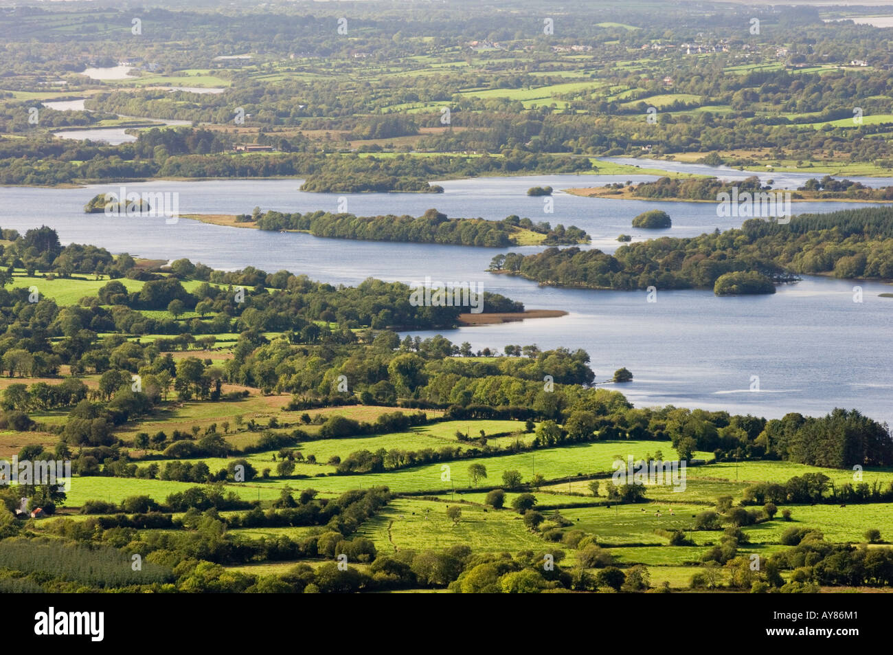 Westen über unteren Lough Erne von Klippen von Magho County Fermanagh in Nordirland Beleek Ballyshannon Enniskillen Stockfoto