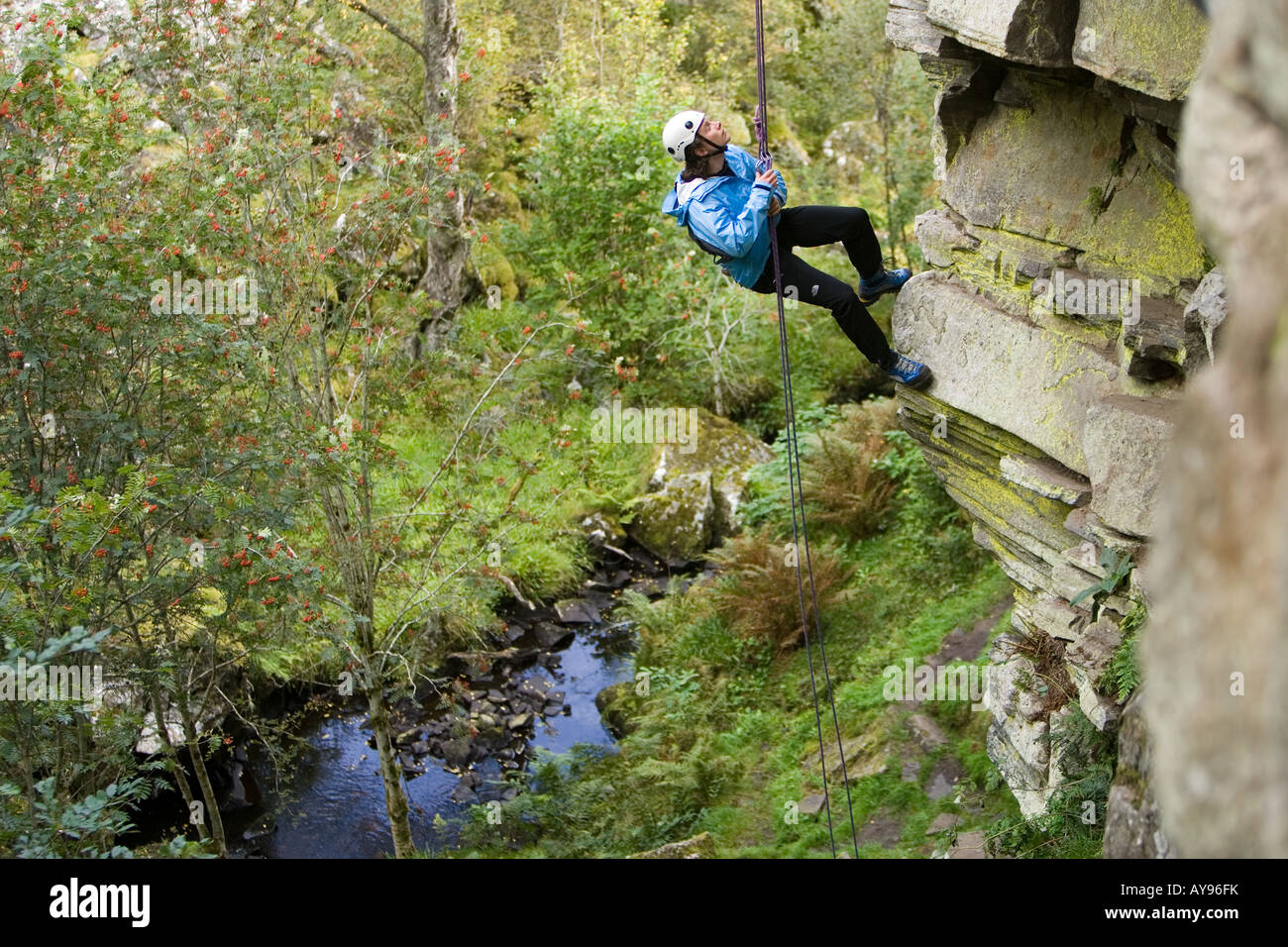 ABSEILEN-AKTION Stockfoto