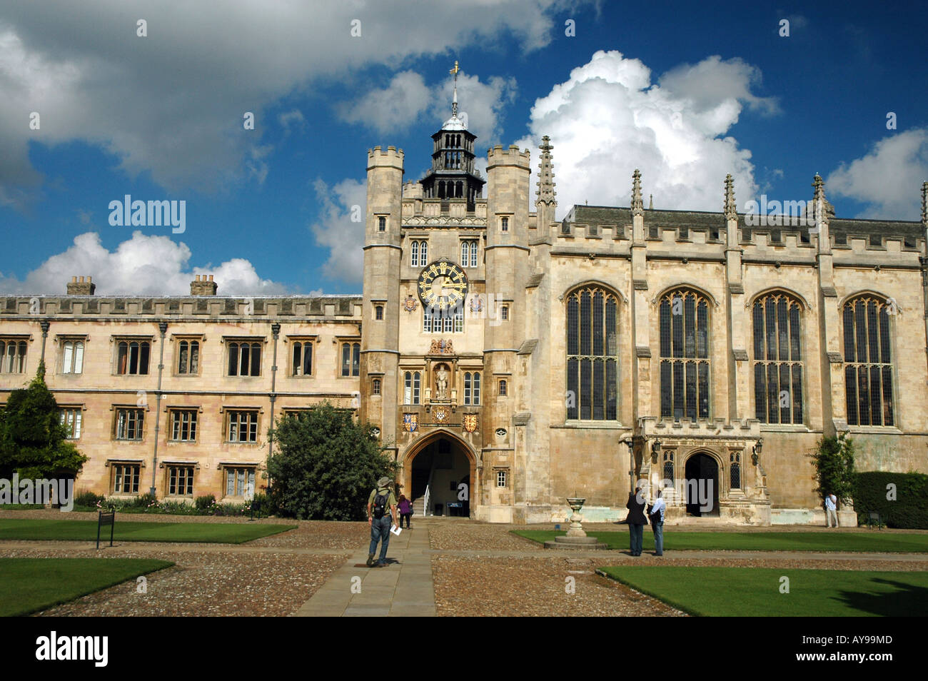 König Edward Turm und Kapelle am Great Court im Trinity College, Cambridge, UK Stockfoto