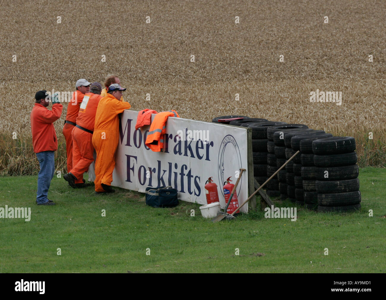 Race Marshalls in Castle Combe Stockfoto