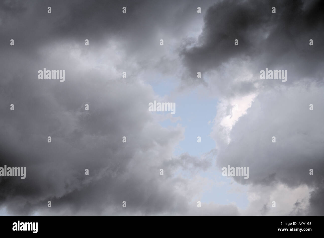 Wolken und blauer Himmel Stockfoto