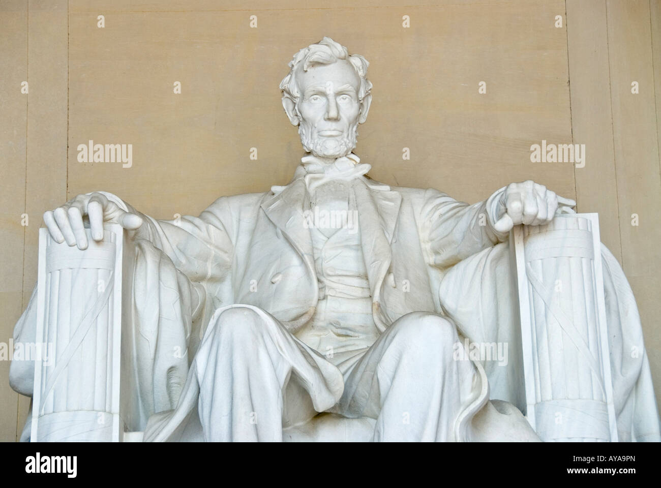 Vorderansicht der Statue von Abraham Lincoln im Lincoln Memorial, Washington DC Stockfoto