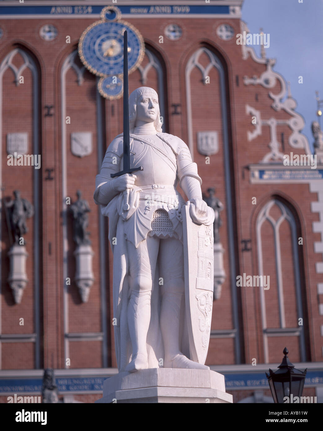 Statue von Roland, 17. Jahrhundert das Haus der Mitesser, Rathausplatz, Altstadt, Riga, Region Riga, Lettland Stockfoto