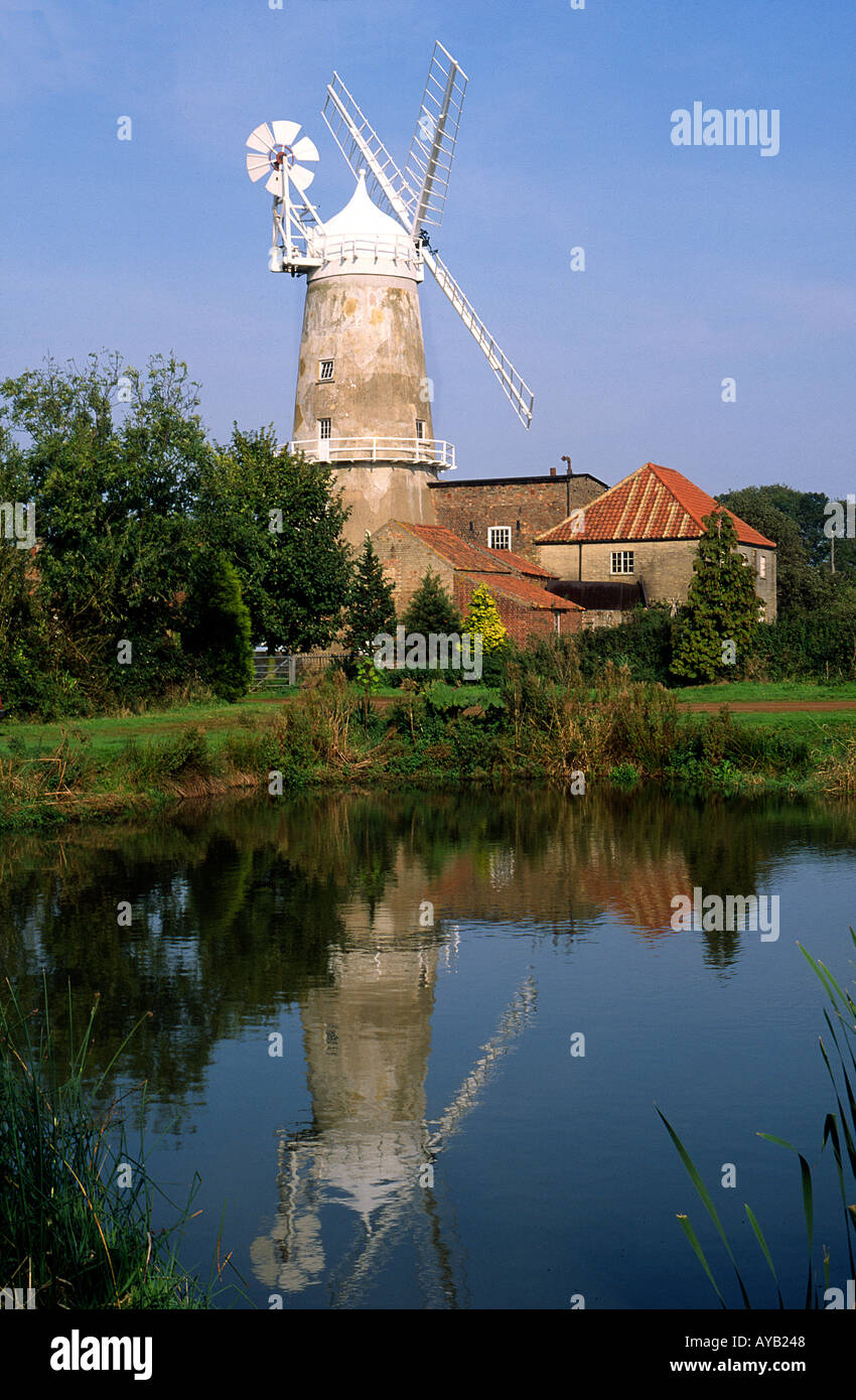Windmühle an der Denver Norfolk in England Stockfoto
