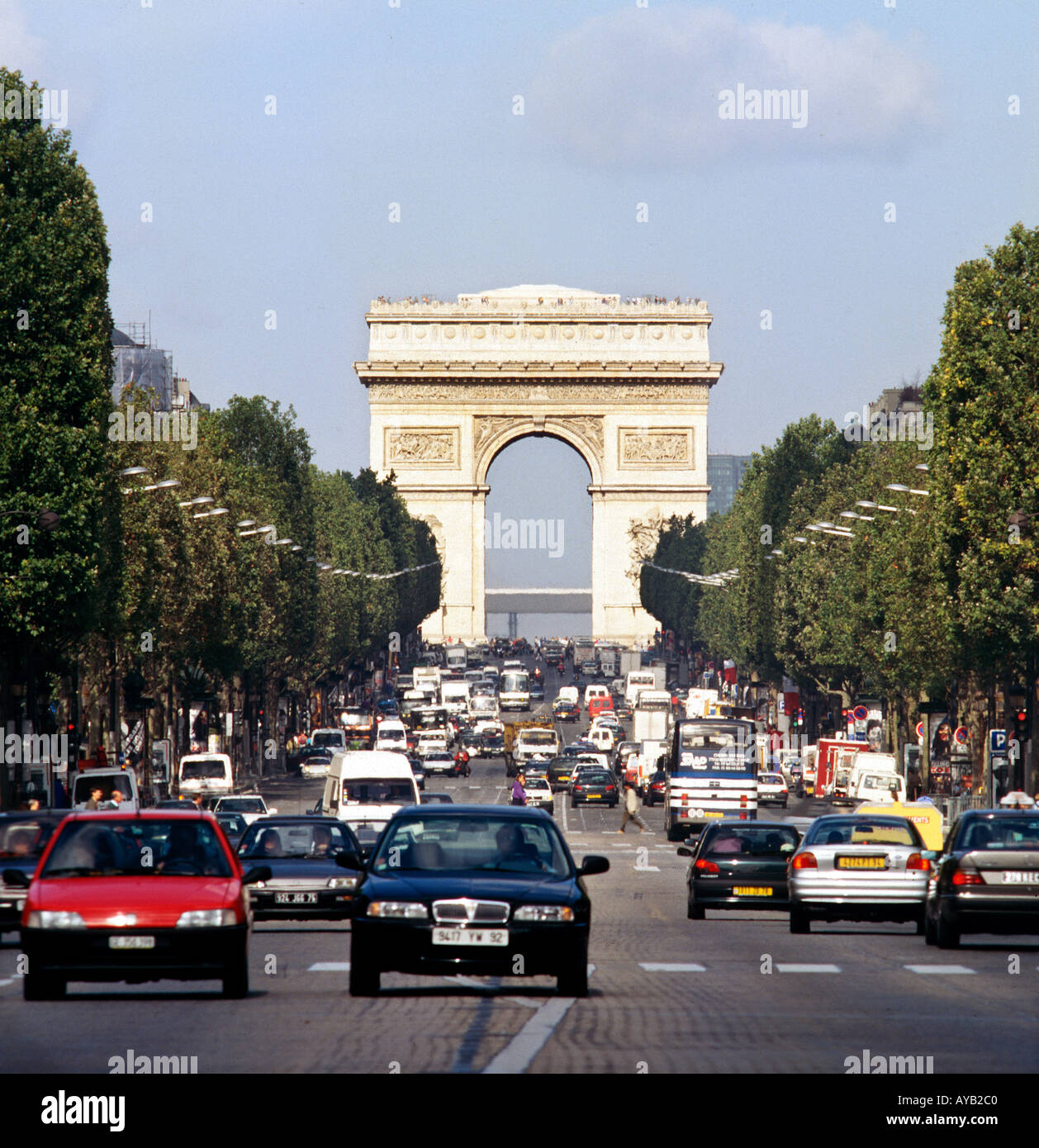 Arc de Triomphe und Champs Elysees in Paris Frankreich Stockfoto