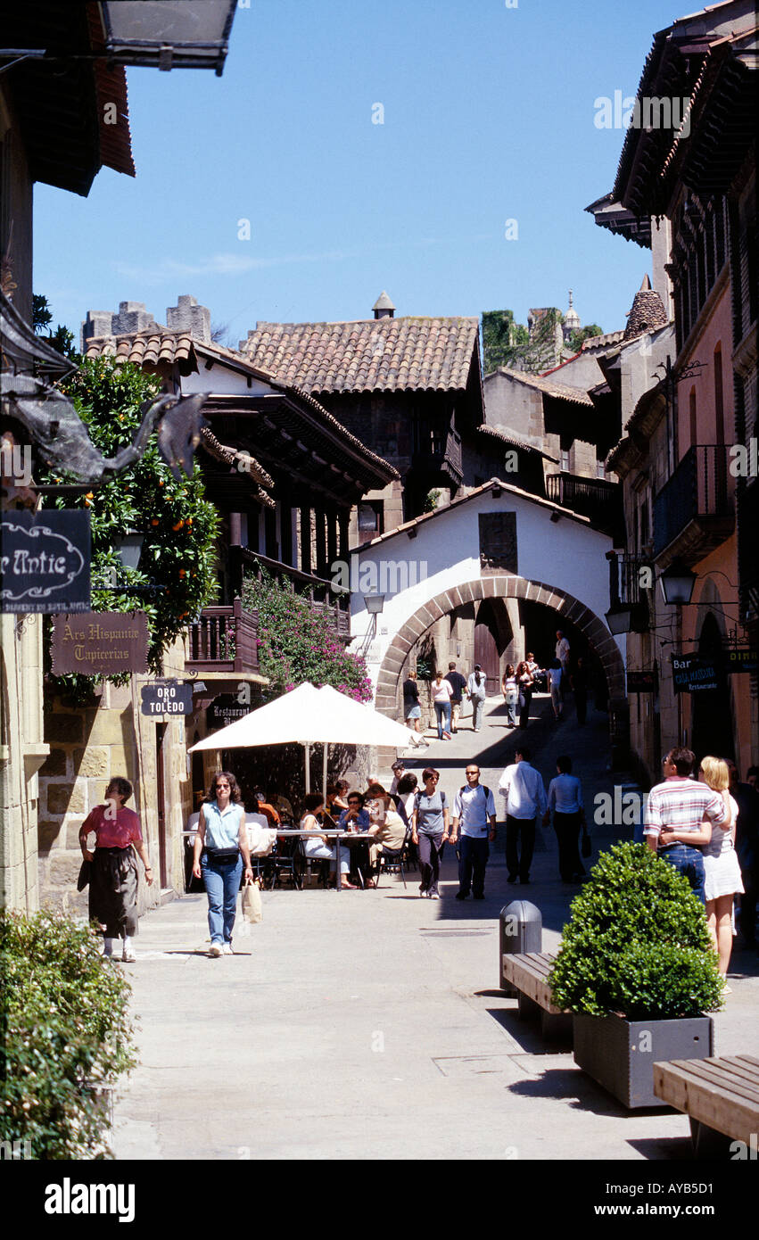Peublo Espanol alte Spanien Sammlung von alten Häusern und Straßen auf Messe in Barcelona Stockfoto