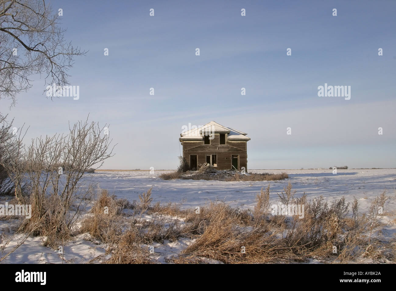 Alten verlassenen Bauernhof in landschaftlich Saskatchewan Kanada Stockfoto