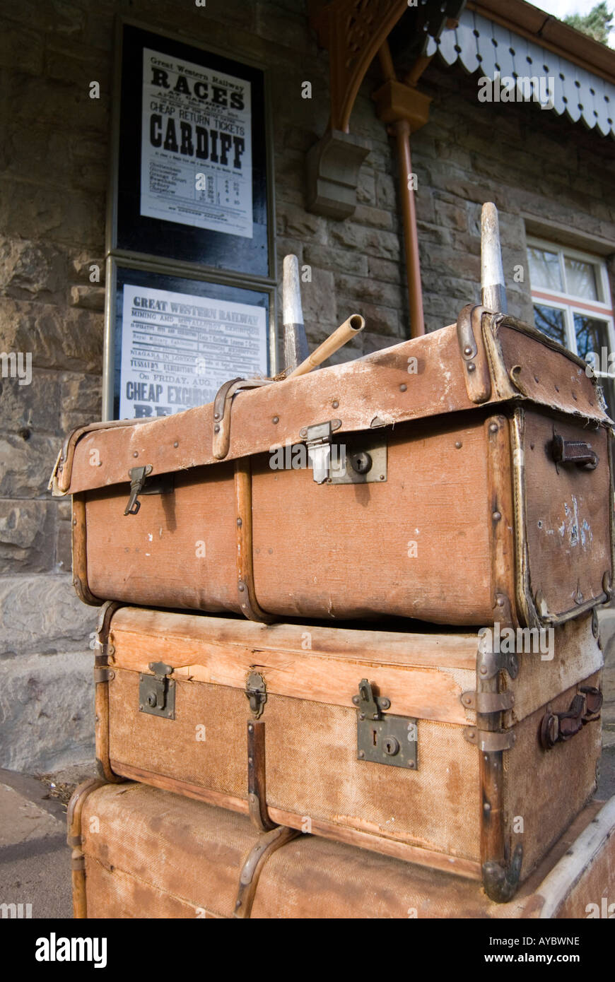 Tintern Wales UK alten Gepäckwagen am Bahnhof station jetzt ein Museum und Teeladen Stockfoto