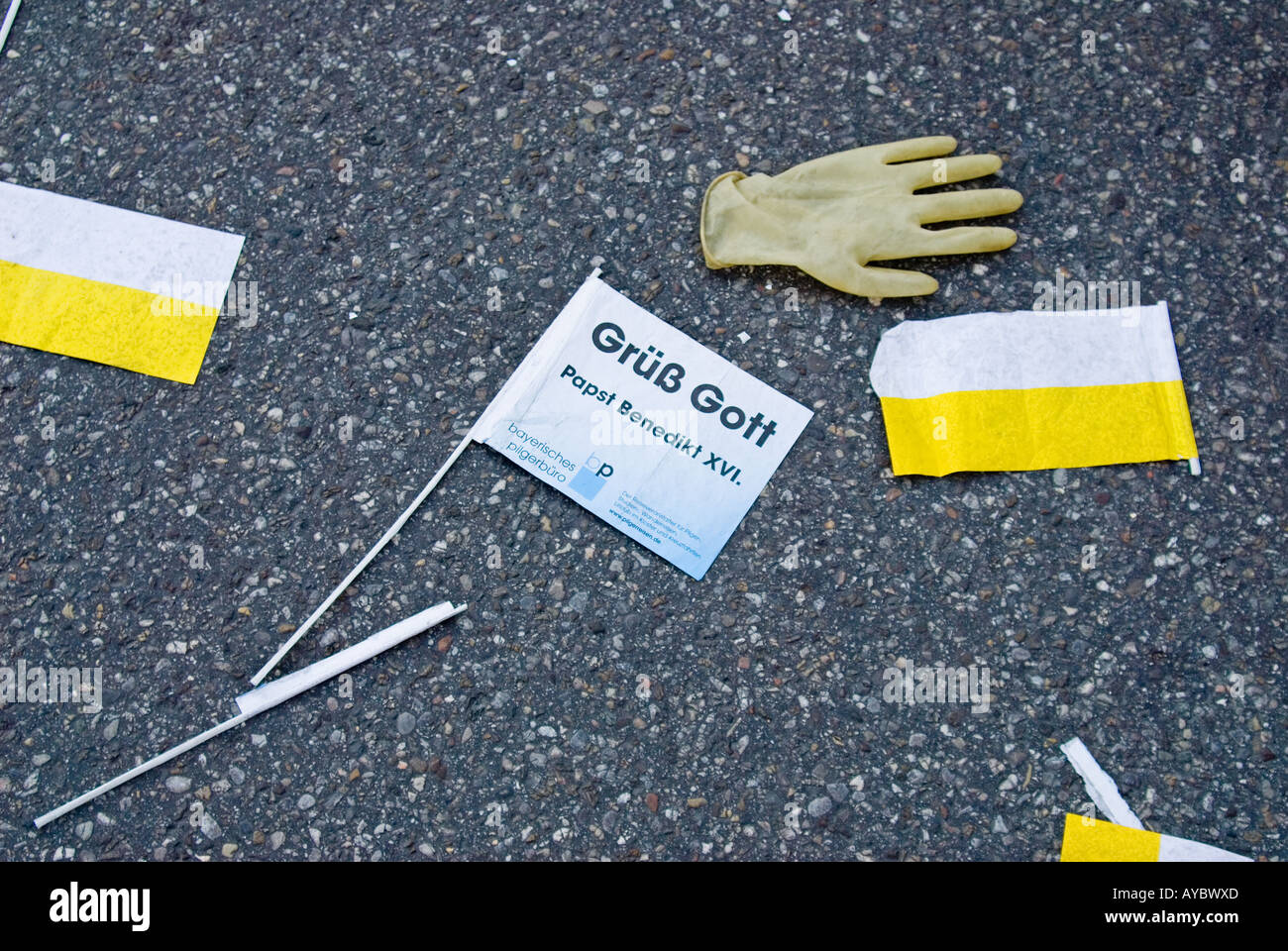 München, Bayern, Deutschland. Wurf von Massen nach Papstbesuch links Stockfoto