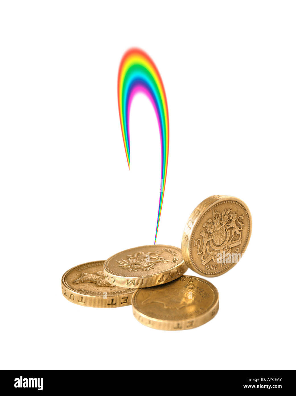 ein Regenbogen mit Goldmünzen Pfund am Ende darauf den Topf voll Gold. Stockfoto