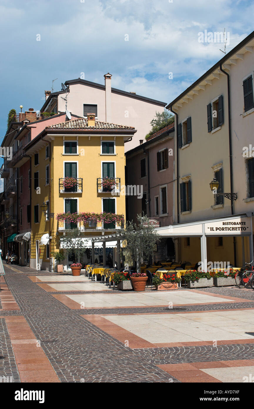 Ein Blick auf Piazza Catullo Bardolino Gardasee Italien Stockfoto