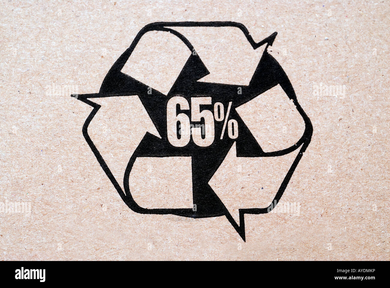 65-Recycling-Karton Stockfoto
