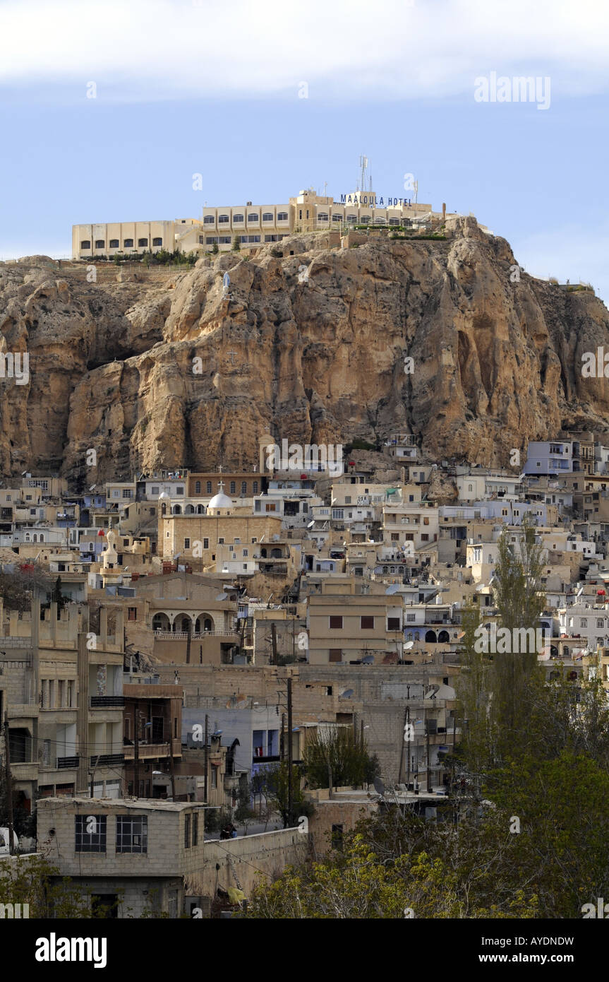 Die christlichen Dorf Malula oder Maalula unter Kalksteinfelsen, touristischen und Pilgerziel in Syrien Stockfoto