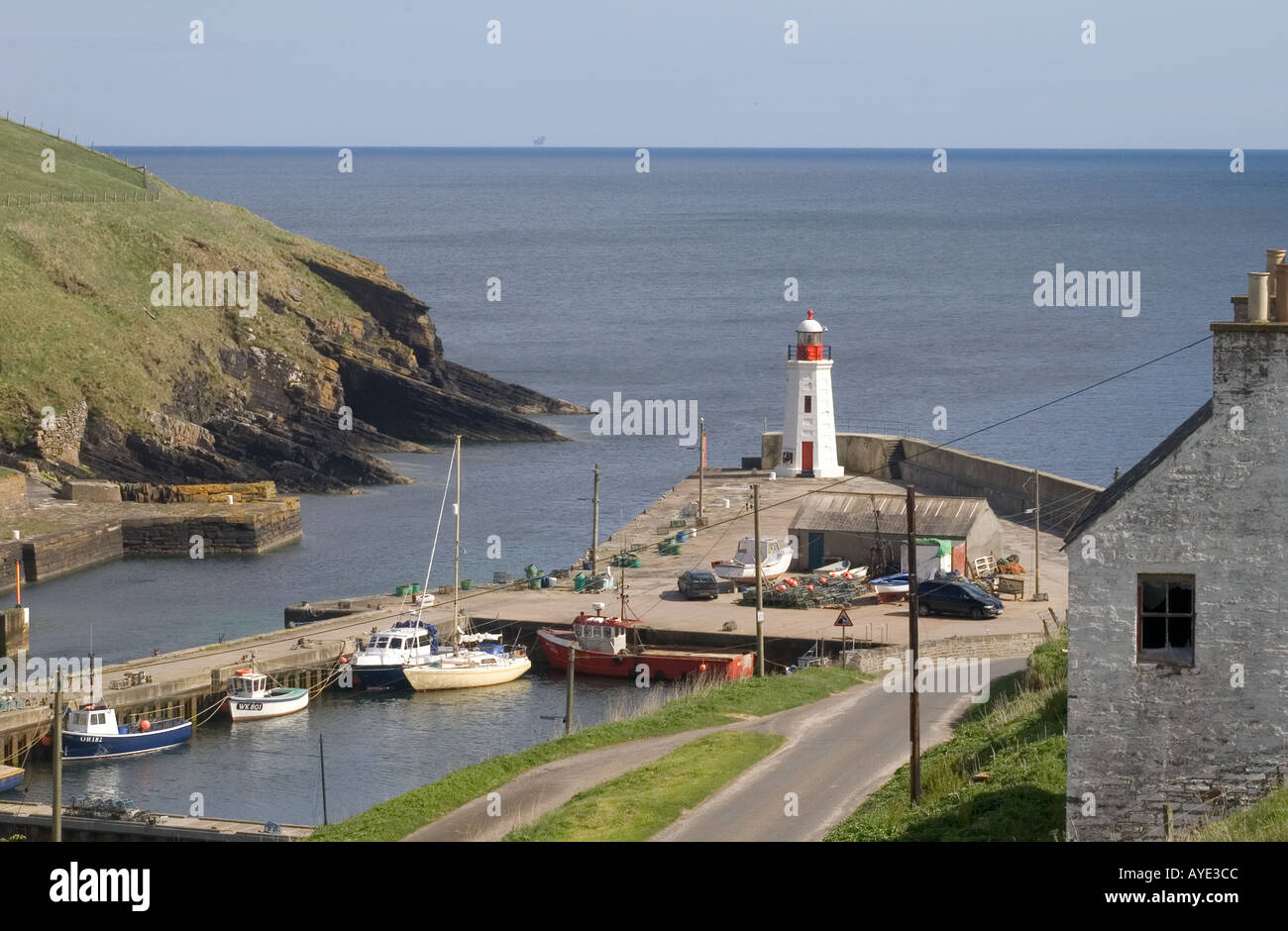 Dh Harbour Lighthouse Tower LYBSTER CAITHNESS Boote atquayside Nordküste 500 Lichter Schottland coastal Marine Navigation Stockfoto